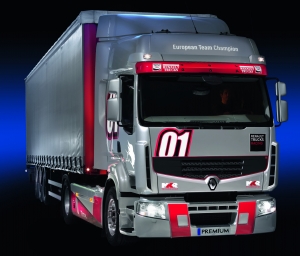 Седельный тягач Premium Truck Racing образца 2013 года от Renault Trucks
