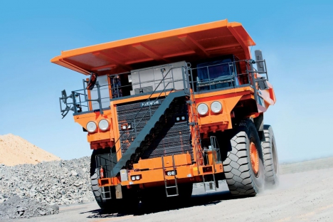 Hitachi Construction Machinery запускает на рынок новые модели самосвалов EH3500AC-3 и EH4000AC-3