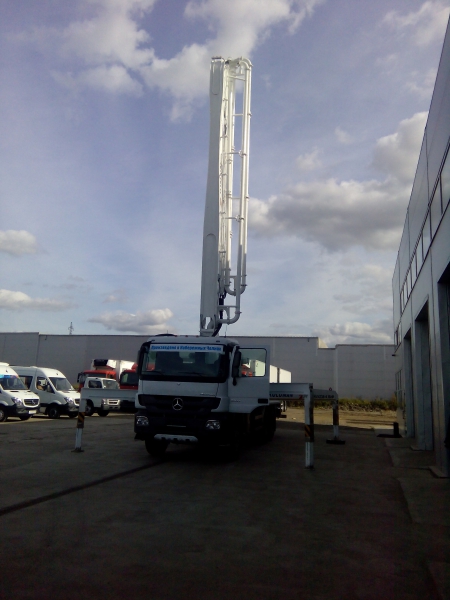 Автобетононасос  Колуман JXZ 38-4.16HP  на шасси Mercedes-Benz Actros 3341